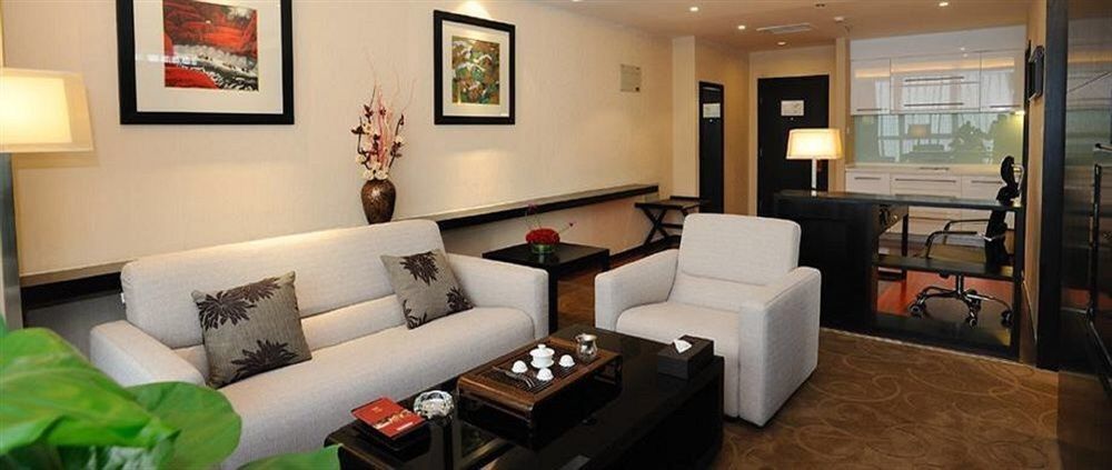Dong Huang Hotel Beijing Exterior photo